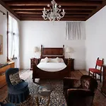 Palazzo Contarini Della Porta Di Ferro 4*