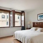 Palazzo Contarini Della Porta Di Ferro 아파트호텔 베니스