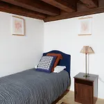 Palazzo Contarini Della Porta Di Ferro 아파트호텔 4*