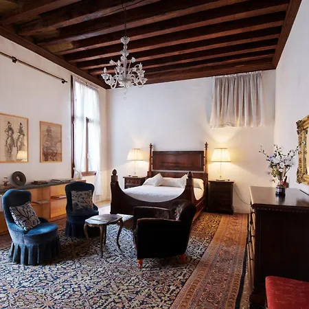 Palazzo Contarini Della Porta Di Ferro ונציה