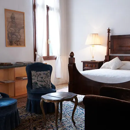 Palazzo Contarini Della Porta Di Ferro מלון דירות ונציה