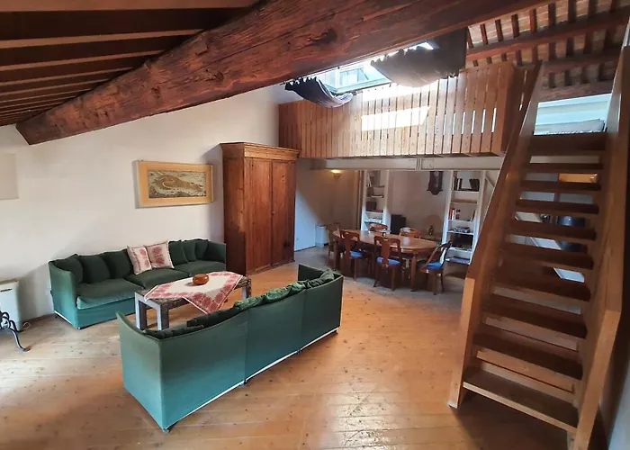 Aparthotel Palazzo Contarini Della Porta Di Ferro 4*