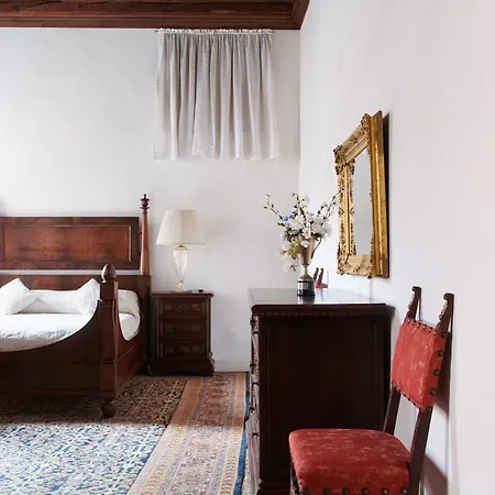 Apartahotel Palazzo Contarini Della Porta Di Ferro Venecia