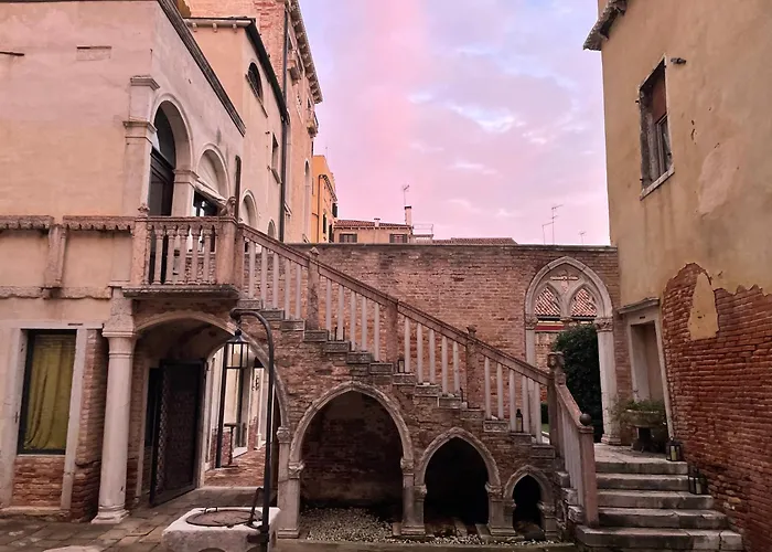Palazzo Contarini Della Porta Di Ferro ヴェネツィア